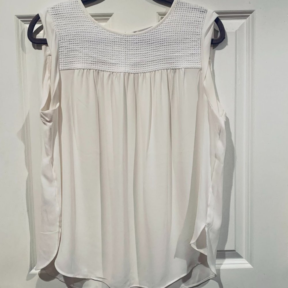Loft Winter White Flowy Waffle Top Panel Blouse